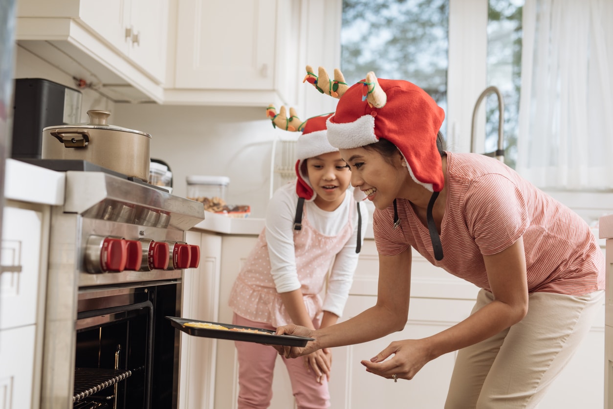 Top 3 Appliance Service Tips To Prepare Your Home For The Holidays